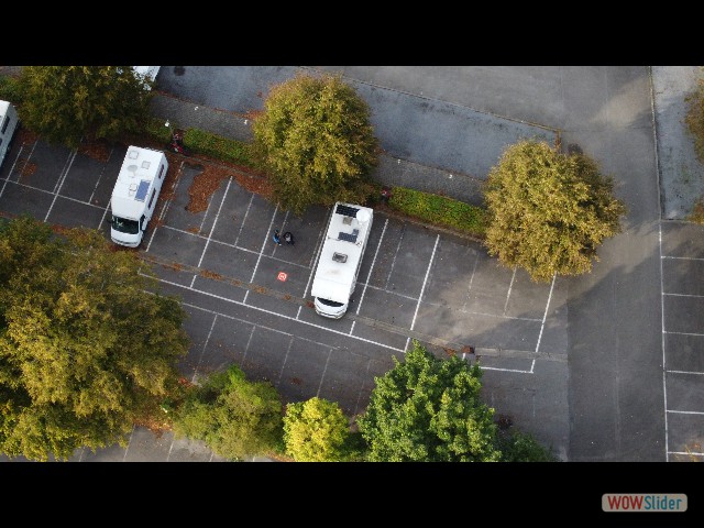 17_Han-sur-Lesse, le parking