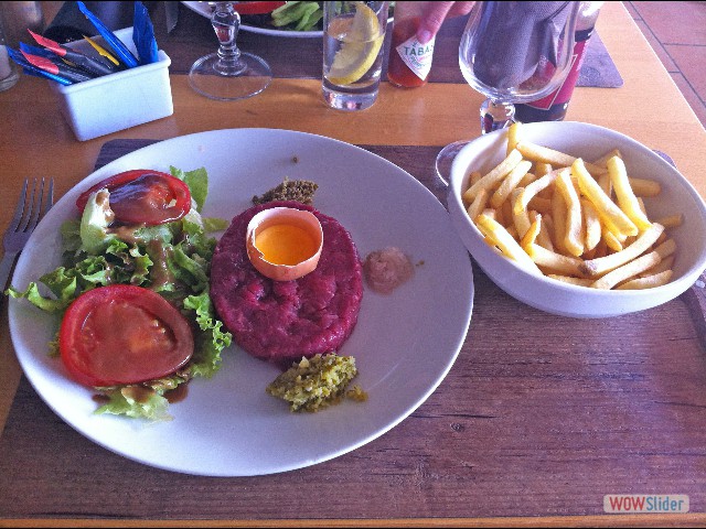 033_Miam miam au Belvédère, Saintes-Maries-de-la-Mer
