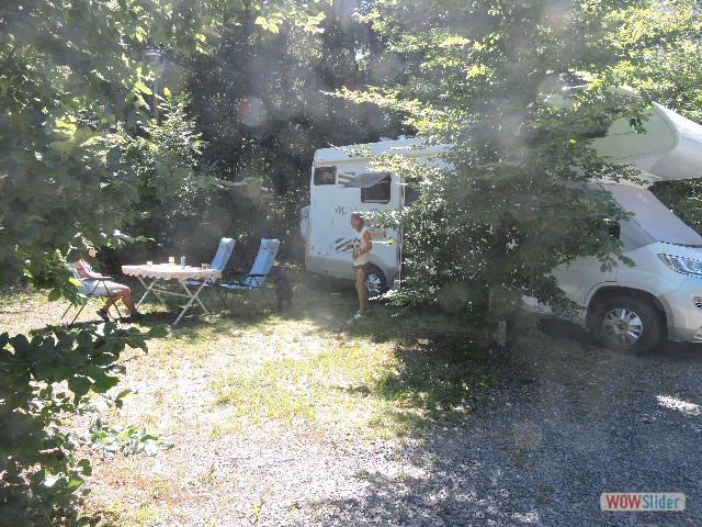 102_Bivouac, Charbonnieres-les-Varennes