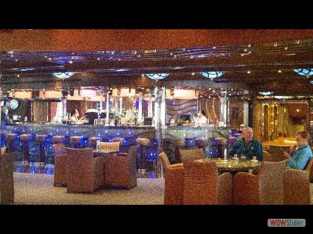 51_Bar