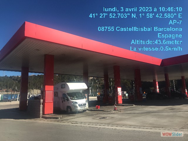 1_Carburant, porte de Barcelonne