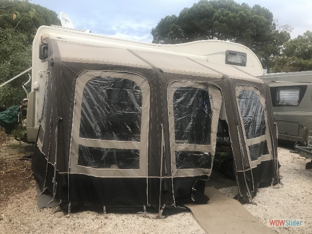 45_Cabopino, auvent monté