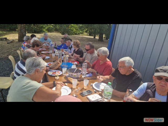 18_Dussac, repas de midi 18_Dussac, repas de midi