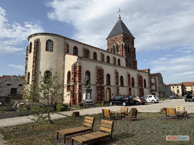 78_Saint-Georges-d'Auracnt http://wowslider.net/