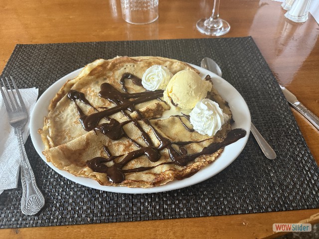 35_Han-sur-Lesse, miam miam