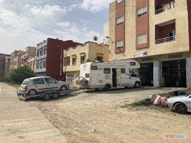 30_Au garage