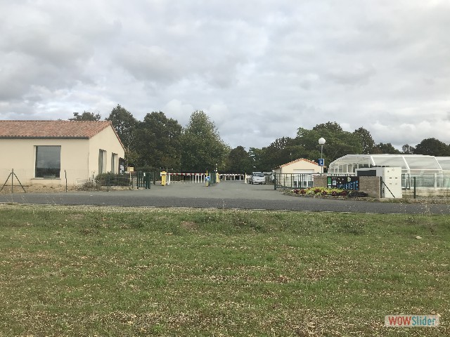 224_Saint-Georges-lès-Baillargeaux, camping le Futuriste