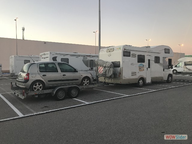 1265_Algegiras, sur le parking