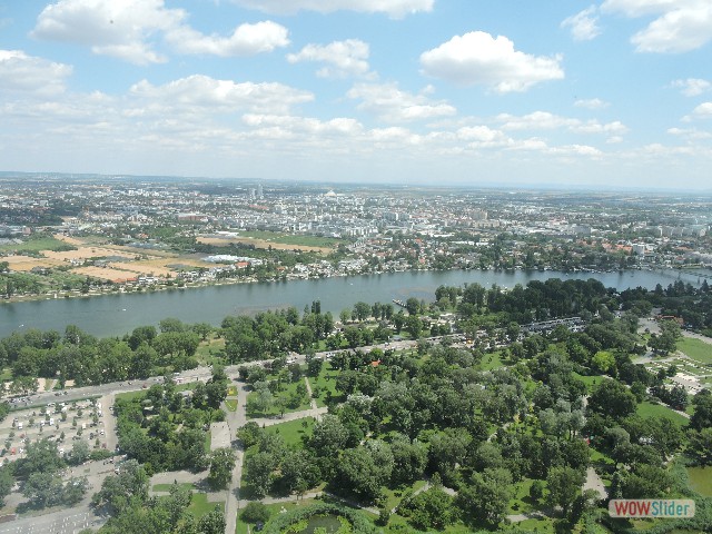 1108_Vienne, la tour du Danube
