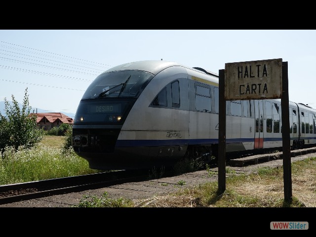 954_Cârța, la gare bootstrap carousel